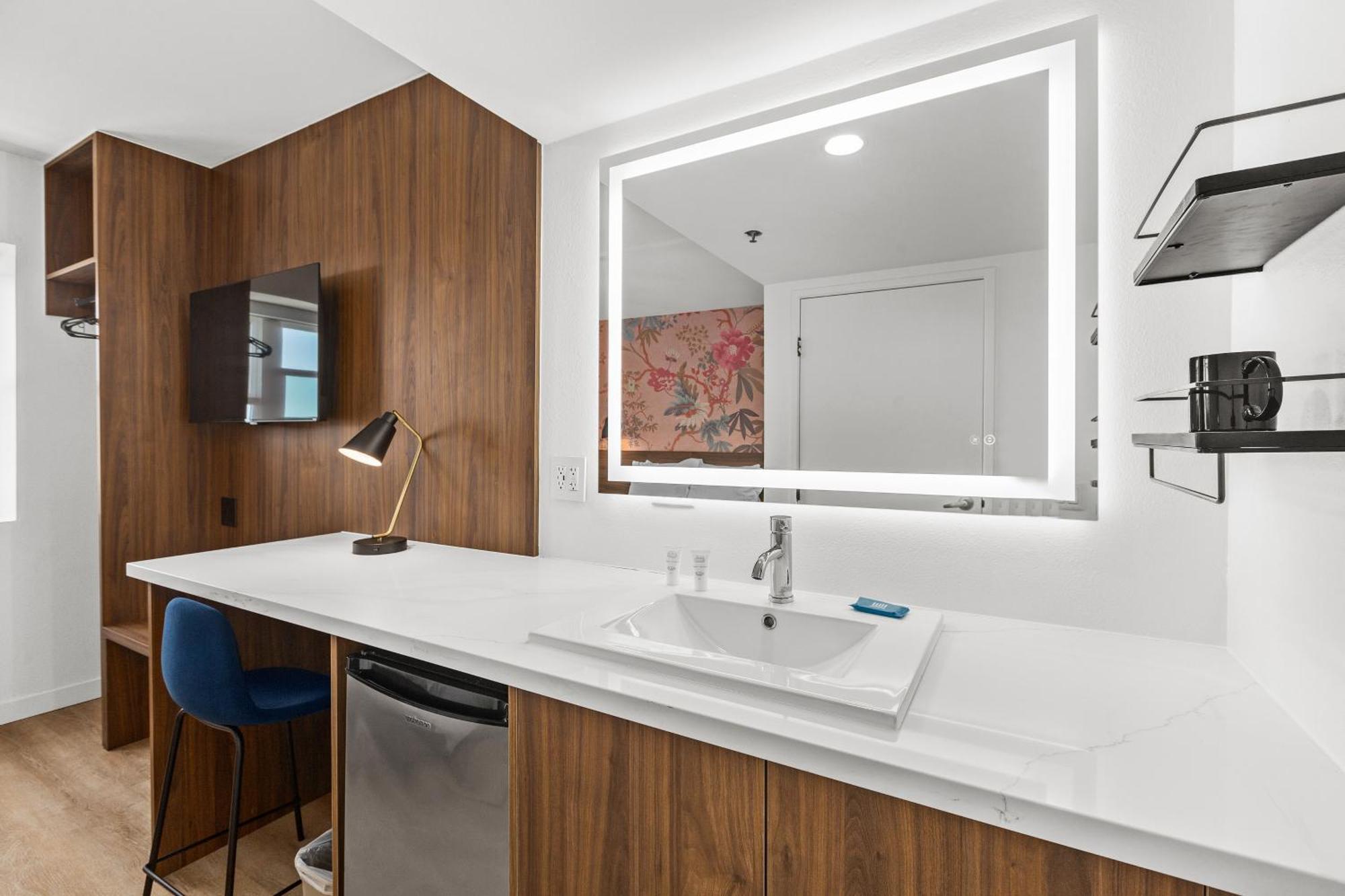سان دييغو Uptown Inn - Limited Service Apart-Hotel المظهر الخارجي الصورة