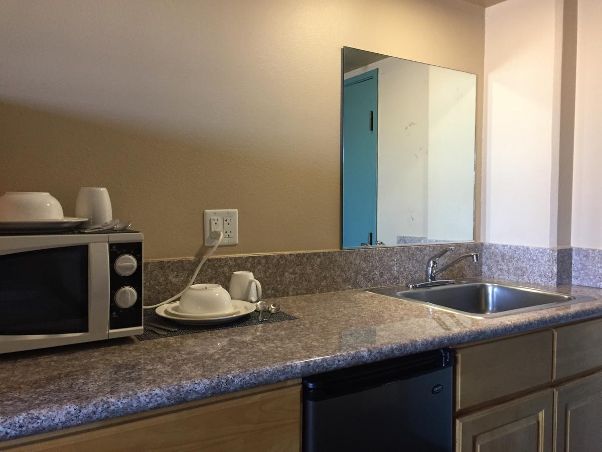 سان دييغو Uptown Inn - Limited Service Apart-Hotel المظهر الخارجي الصورة